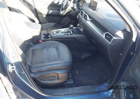 2018 Mazda Cx-5 Grand Touring z USA, uszkodzony, nr VIN JM3KFBDM9J0384448